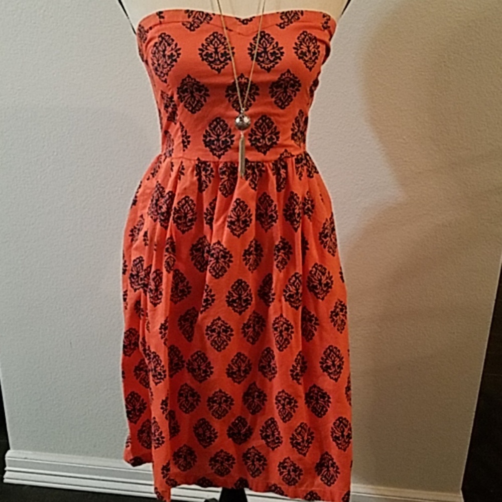 Old Navy strapless dress